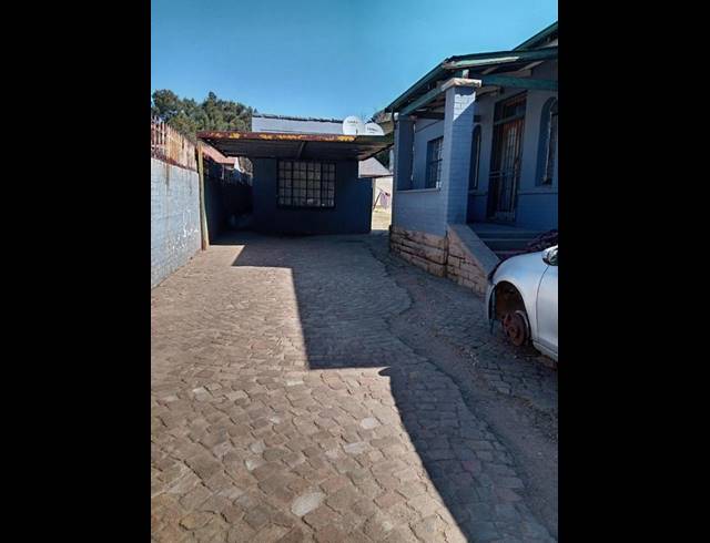 10 BEDROOM HOUSE FOR SALE IN WEBBER